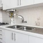 Staysanto In Alfornelos Lisboa