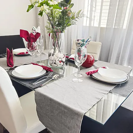 Apartment Family-friendly And Cozy 3-bedroom In *