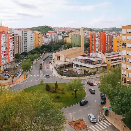 Staysanto In Alfornelos Apartamento Lisboa