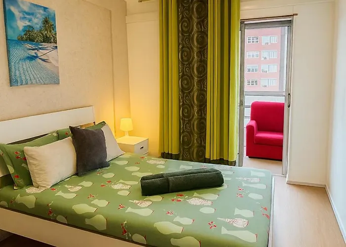 Staysanto In Alfornelos Daire